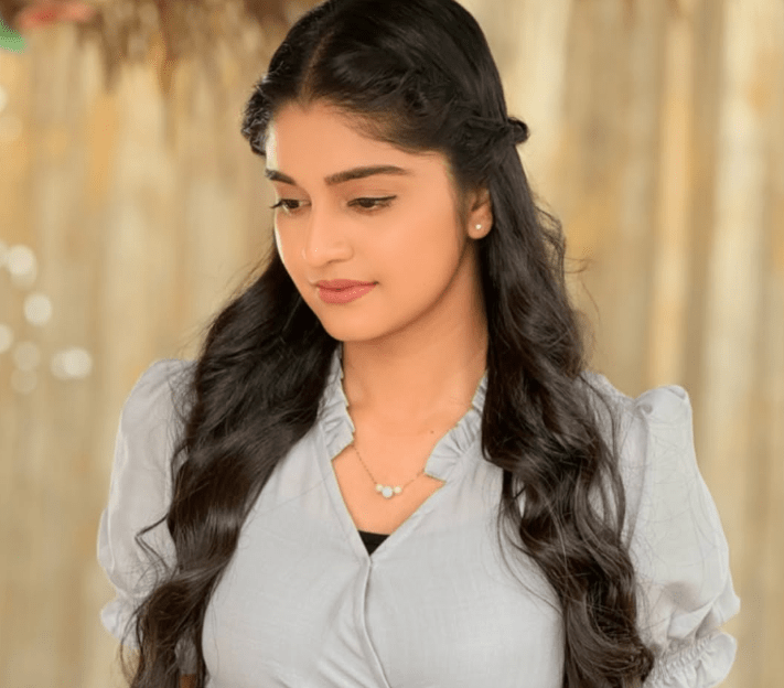 Michelle Dilhara Wiki, Biography, Age, Net Worth, Height, Weight, Affairs, and More